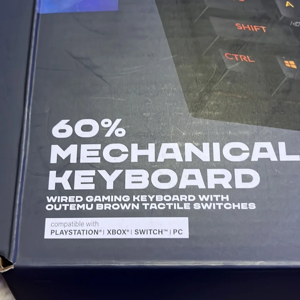 60% MECHANICAL Keyboard - Picture 3 of 3